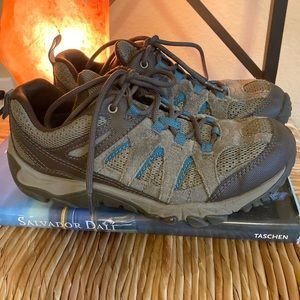 Merrell Hiking Shoes size 6
